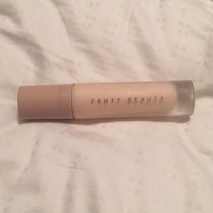 Fenty Beauty Pro Filt’r Soft Matte Primer